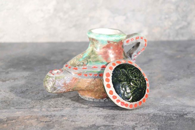 Lampada in ceramica artistica raku d‘ispirazione fantastica funzionante ad olio