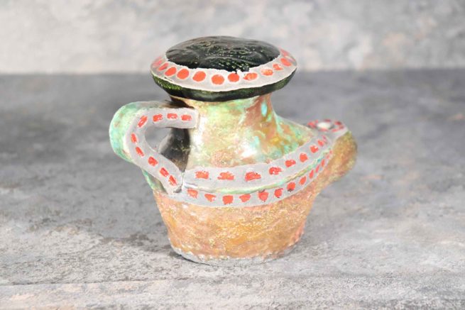 Lampada in ceramica artistica raku d‘ispirazione fantastica funzionante ad olio