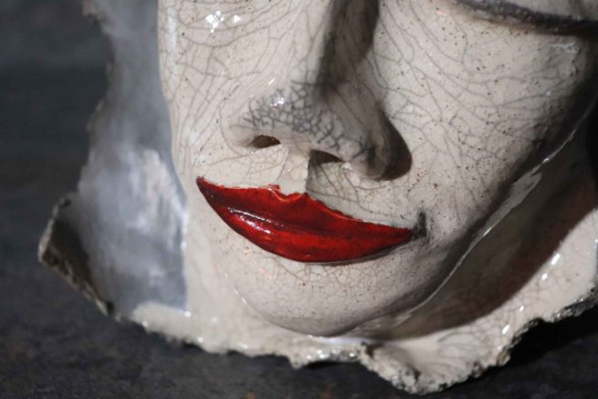 Maschera originale ceramica raku "Artemide", fatta a mano ispirata dall'antica mitologia greca