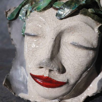 Maschera autentica di ceramica raku "Artemide", fatta a mano ispirata dall'antica mitologia greca