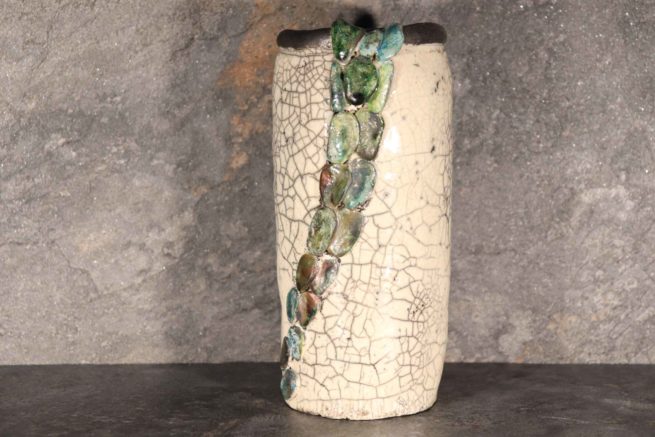 Vaso di ceramica raku giapponese decorazione sassolini