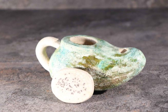 Ceramica raku giapponese lampada Aladino, antichizzata funzionante ad olio