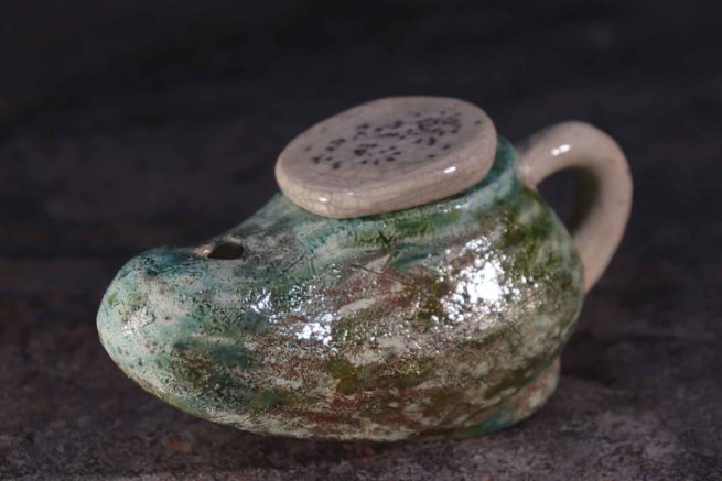 Ceramica raku antichizzata lampada Aladino funzionante ad olio