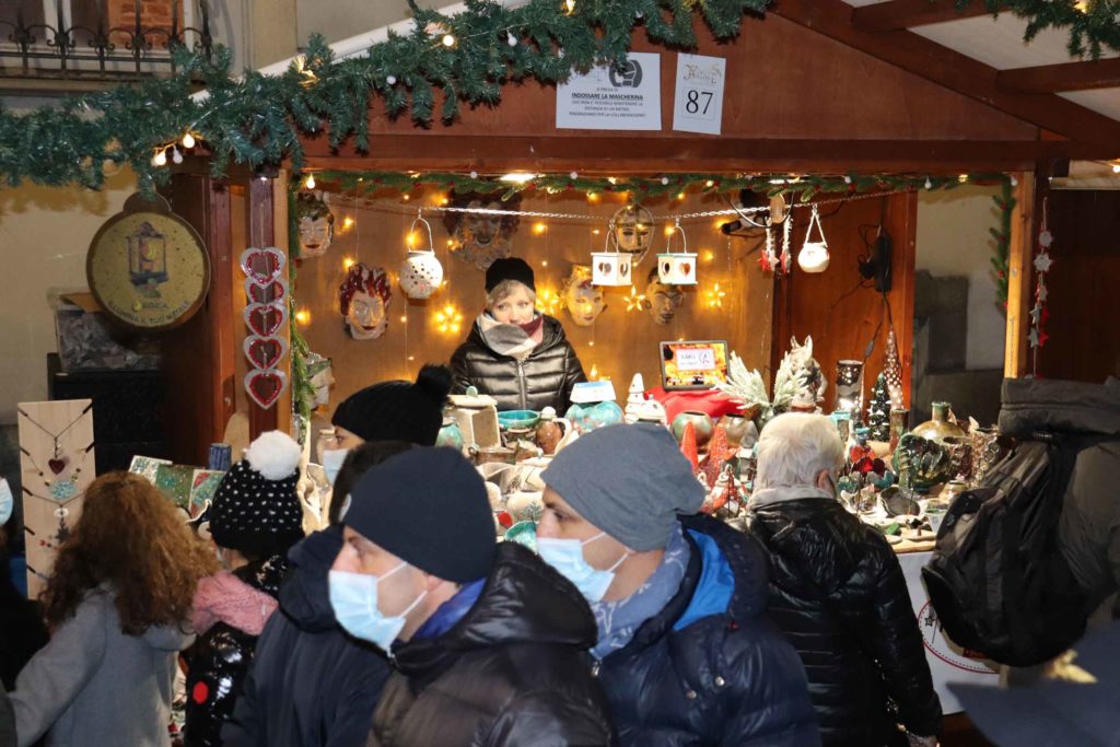 Ceramica Raku e la magia di Natale al Il Magico Paese di Natale nelle terre UNESCO - Asti