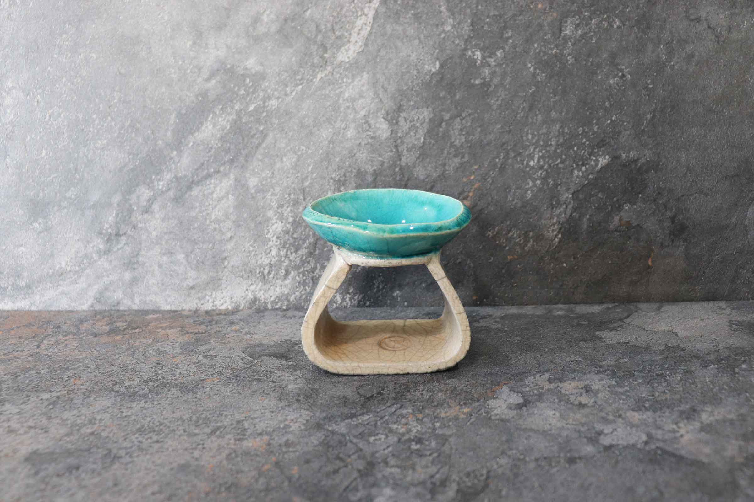 Bruciatore Per Oli Essenziali In Ceramica E Ferro, Design Geometrico Dorato - Portacandele Decorativo Per Casa E Ufficio