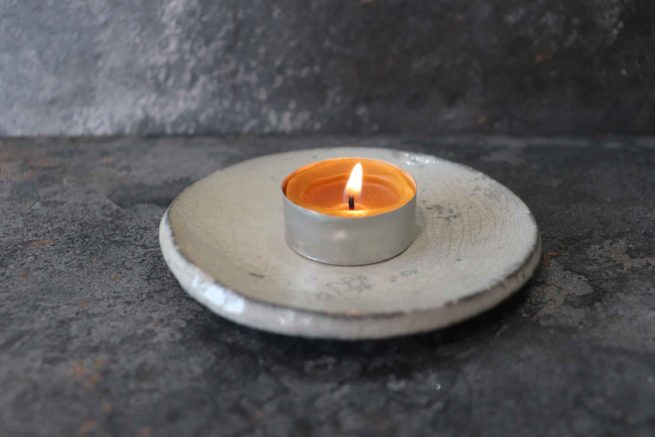 Portacandela bianco turchese raku ceramica, forma di campana, originale brucia incenso artistico