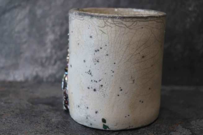 Vaso raku ceramica Torino realizzato interamente a mano con lavorazione artigianale utilizzando la tecnica raku