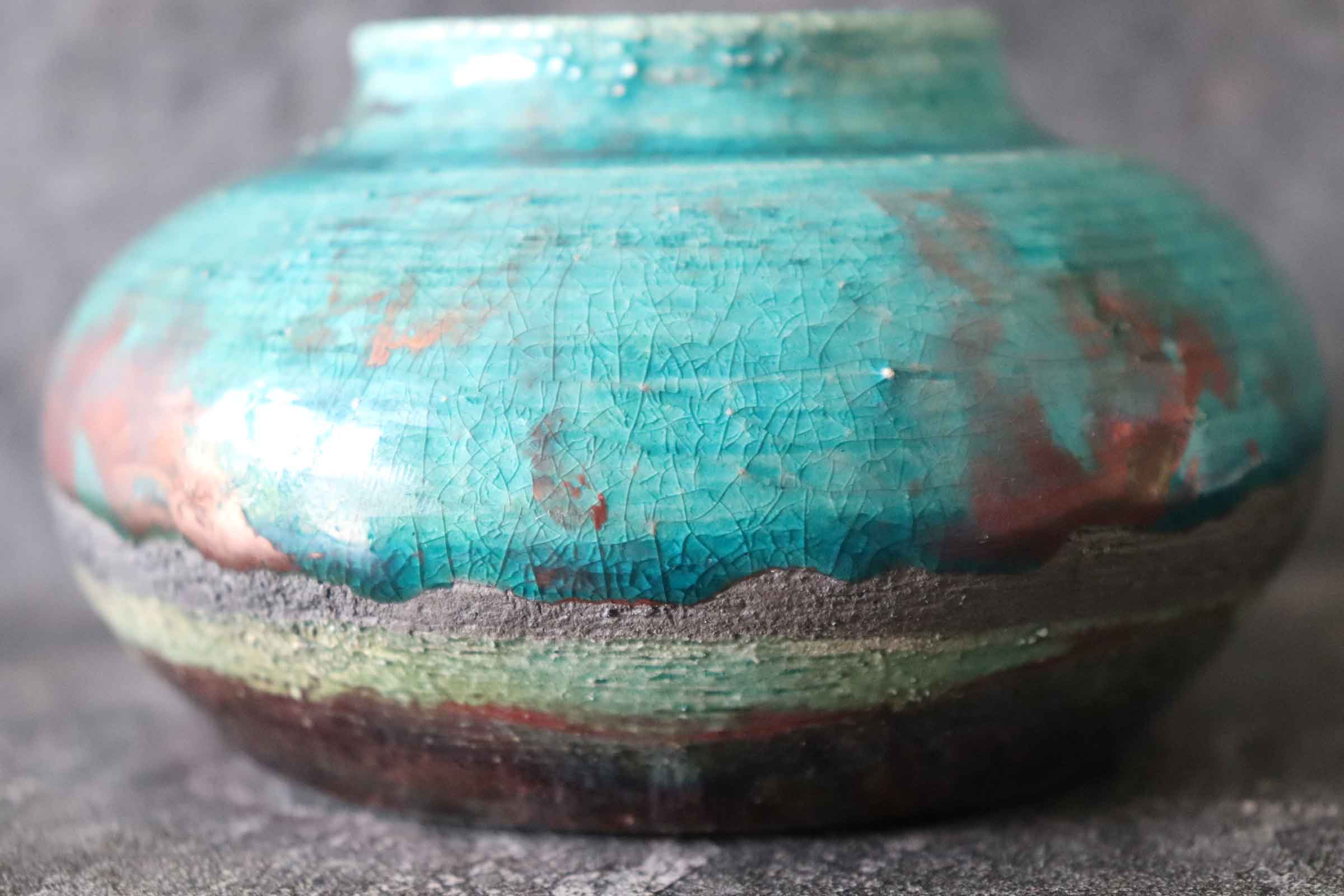 Vaso in ceramica raku cilindrico turchese 